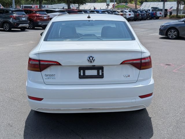 Used 2019 White Volkswagen 1.4T SE image 4