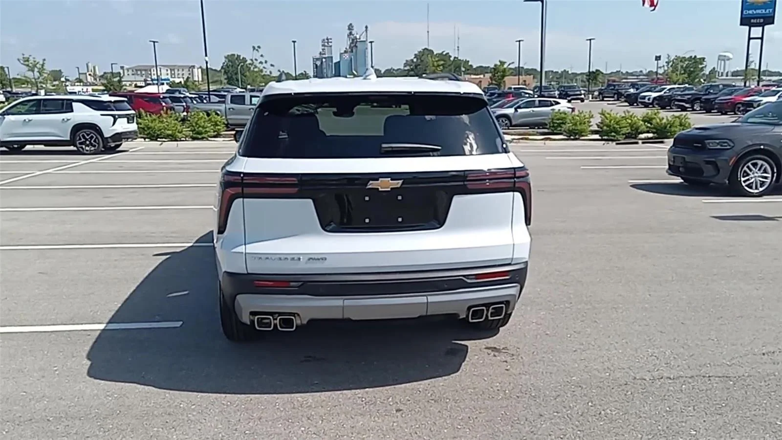 New 2026 Polar White Tricoat Chevrolet LT image 7