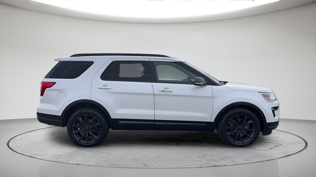 Used 2018 White Ford XLT image 5