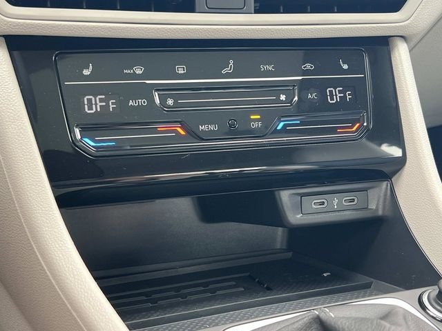 New 2026 White Volkswagen 1.5T SE image 15