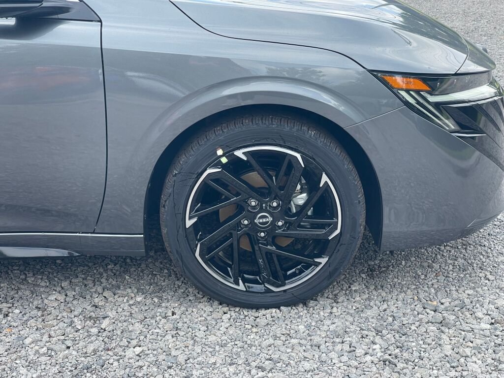 New 2027 Gun Metallic Nissan SR image 23
