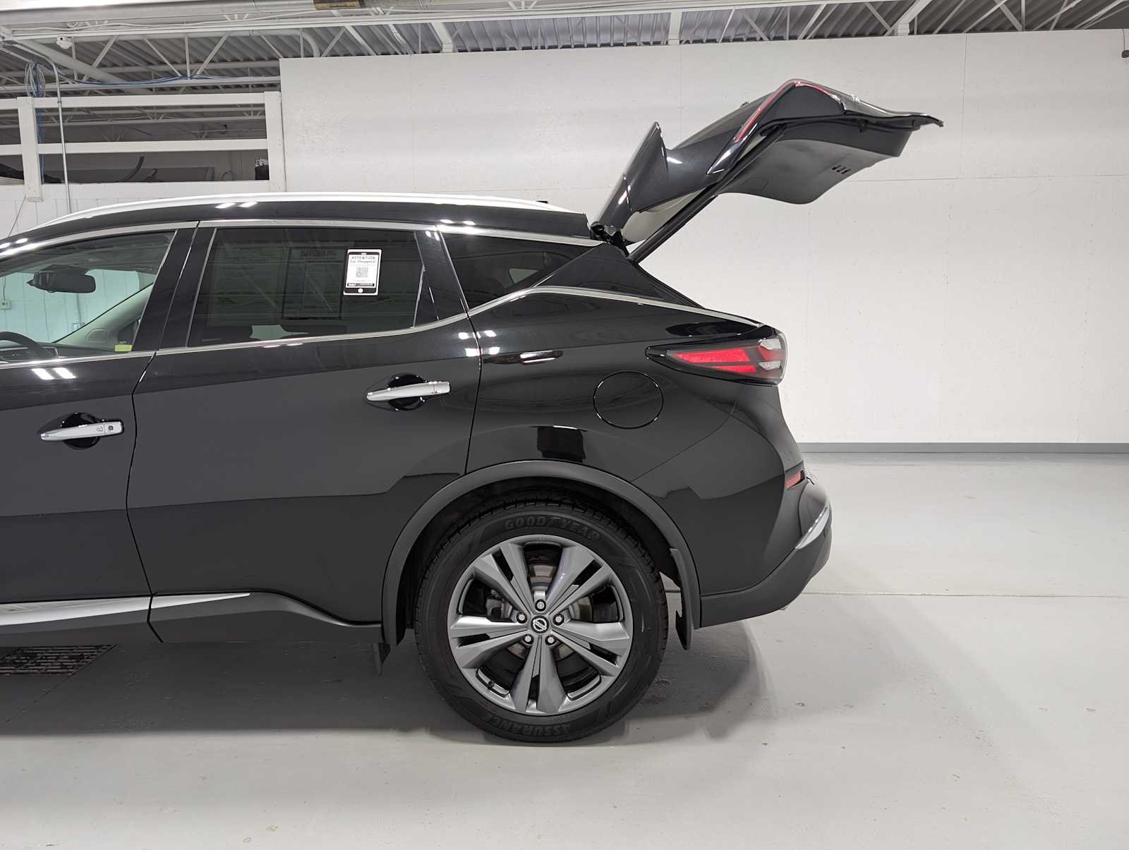 Used 2019 Magnetic Black Pearl Nissan Platinum image 11