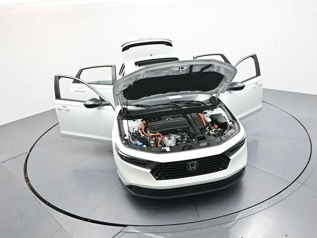 Used 2024 Platinum White Pearl Honda Sport image 42