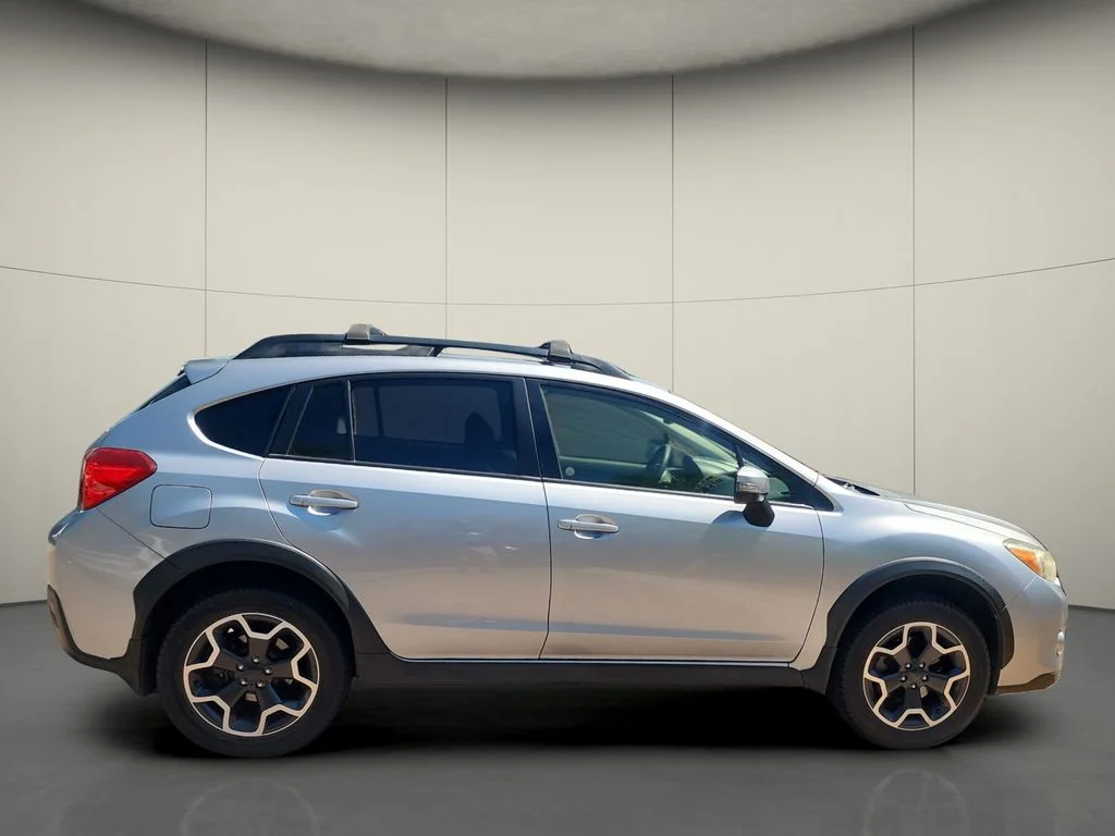 Used 2015 Silver Subaru 2.0i Limited image 8