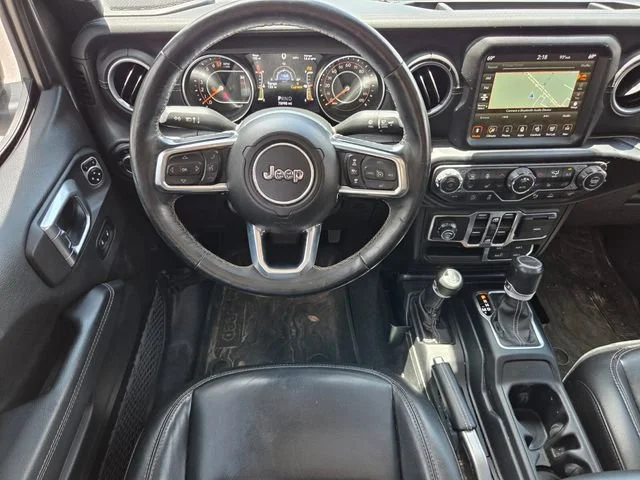 Used 2020 Gray Jeep Overland image 11