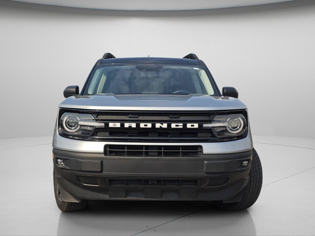 Used 2022 Silver Metallic Ford Outer Banks image 3