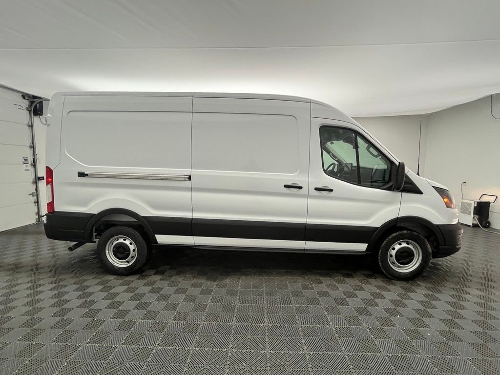 New 2026 White Ford Base image 7