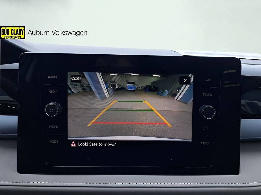 2025 Volkswagen Taos SE - Photo 26