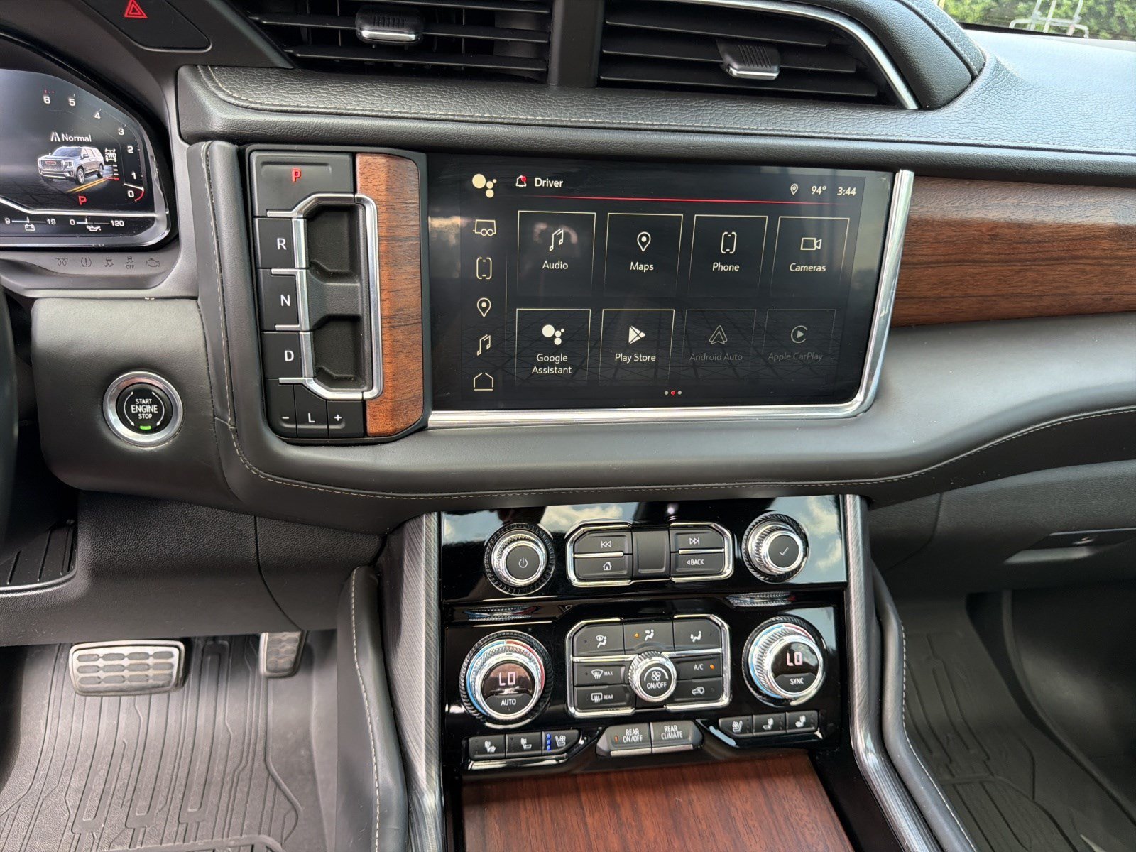 2023 GMC Yukon Denali Ultimate - Photo 35