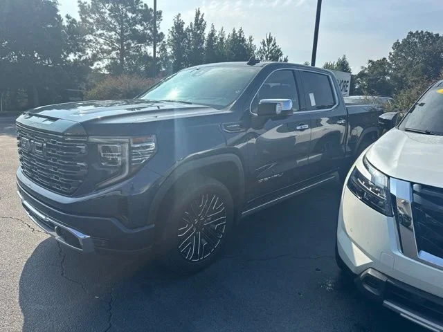 Used 2022 Blue GMC Denali Ultimate image 1