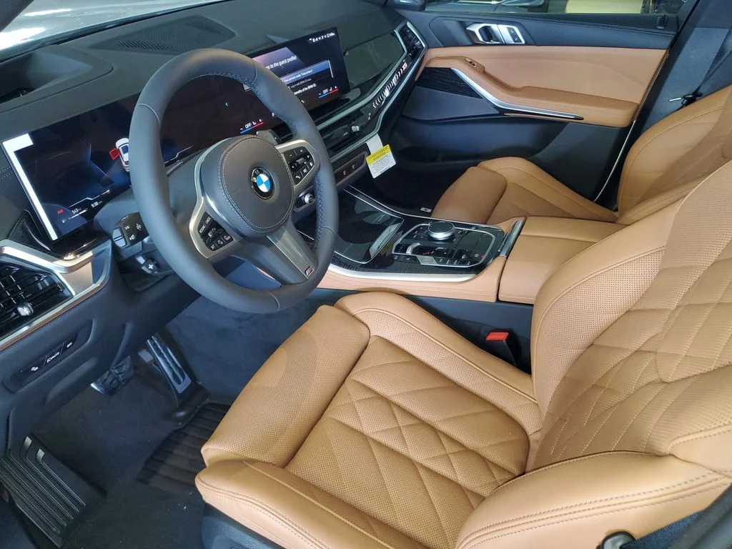 New 2026 White BMW sDrive40i image 15