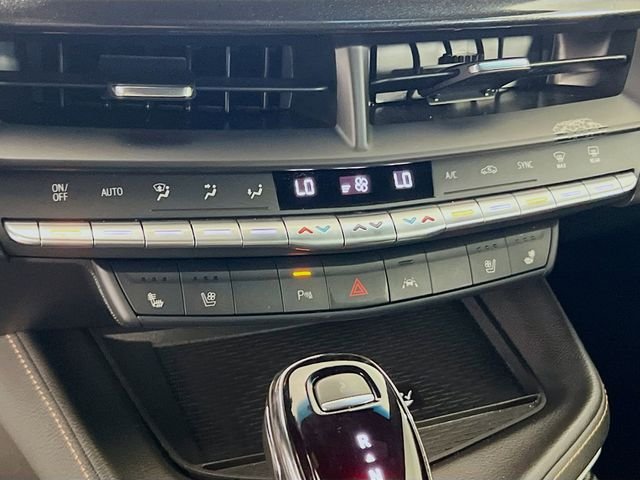 2023 Cadillac CT4 V-Series - Photo 14