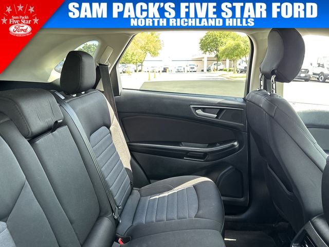 Used 2015 Gray Ford SE image 16