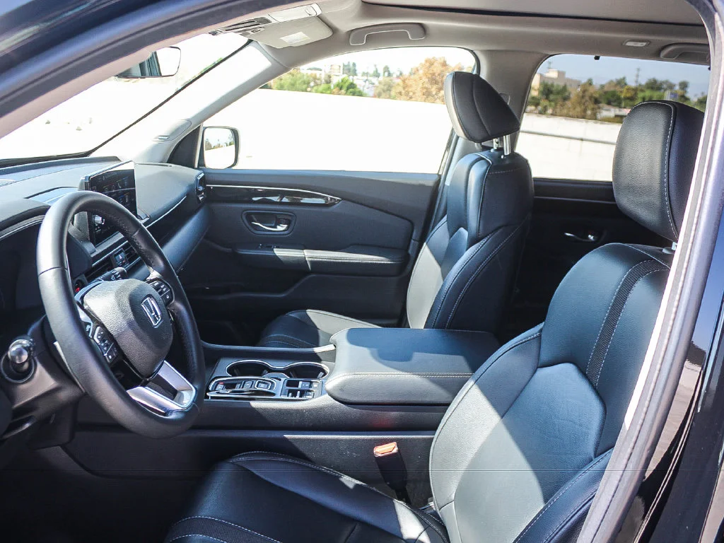 2025 Honda Pilot Touring - Photo 18