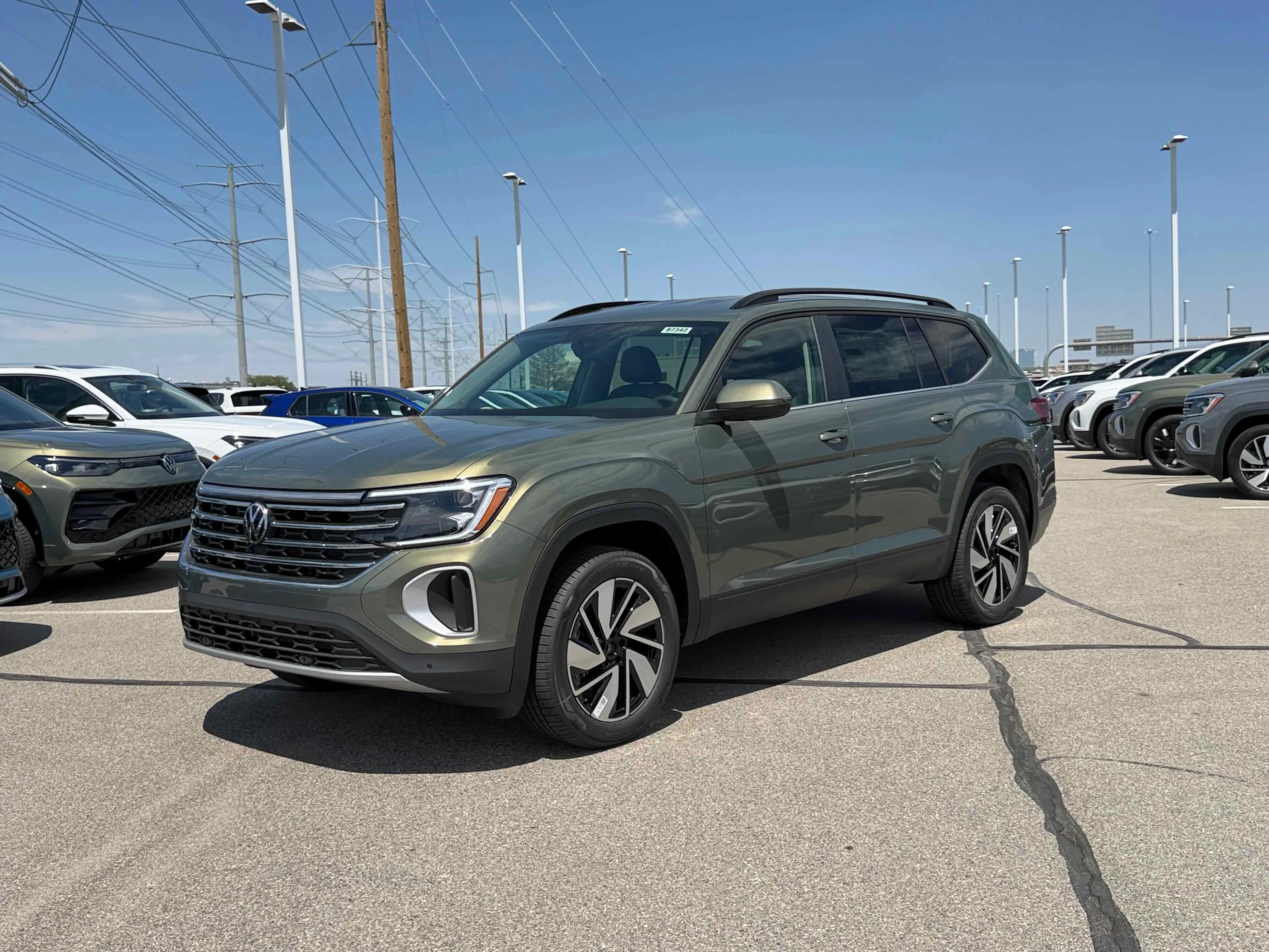 New 2026 Green Volkswagen 2.0T SE w/Technology image 1