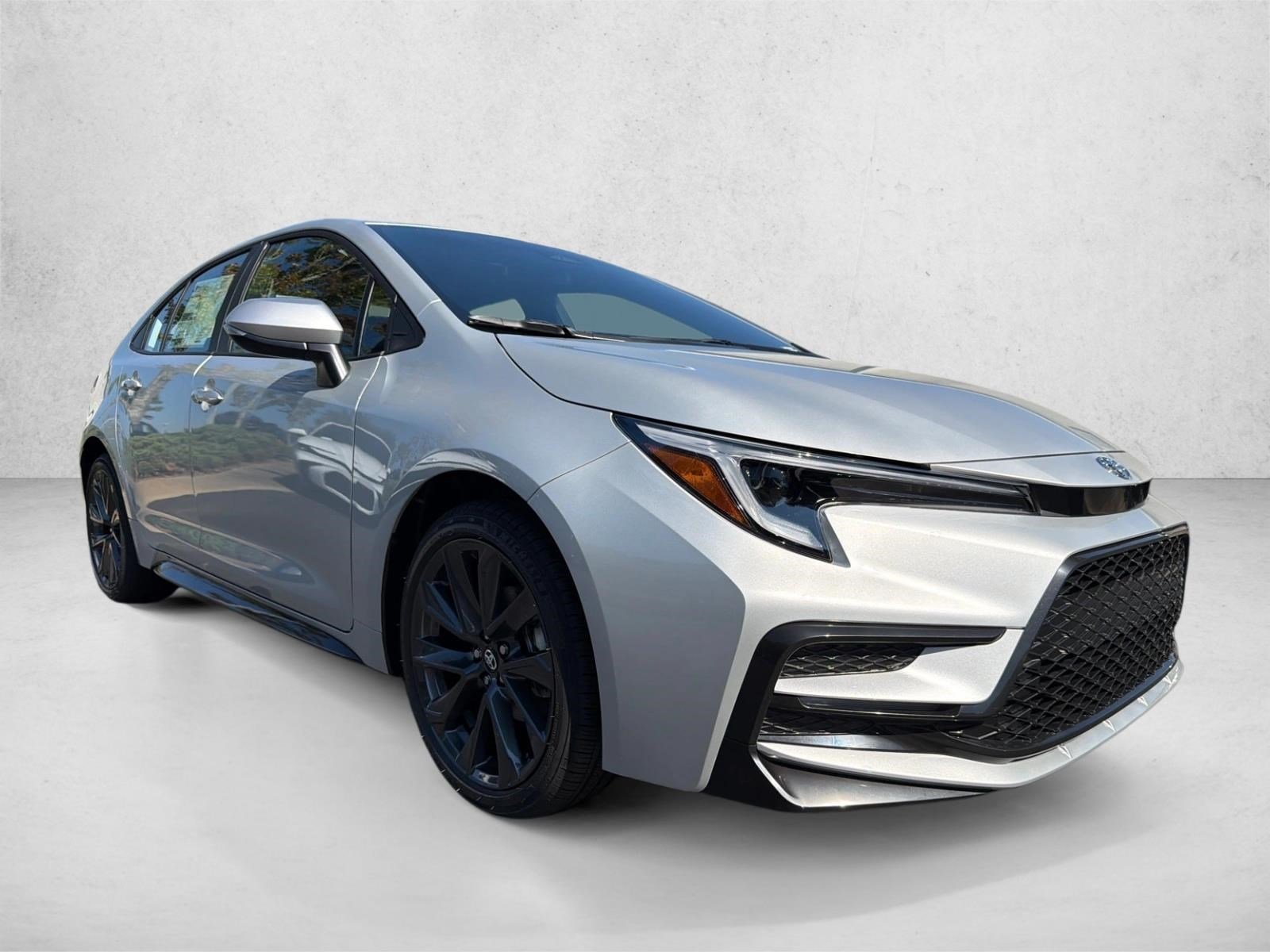 New 2027 Classic Silver Metallic Toyota SE image 1