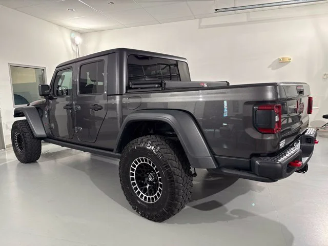 Used 2020 Gray Jeep Rubicon image 5
