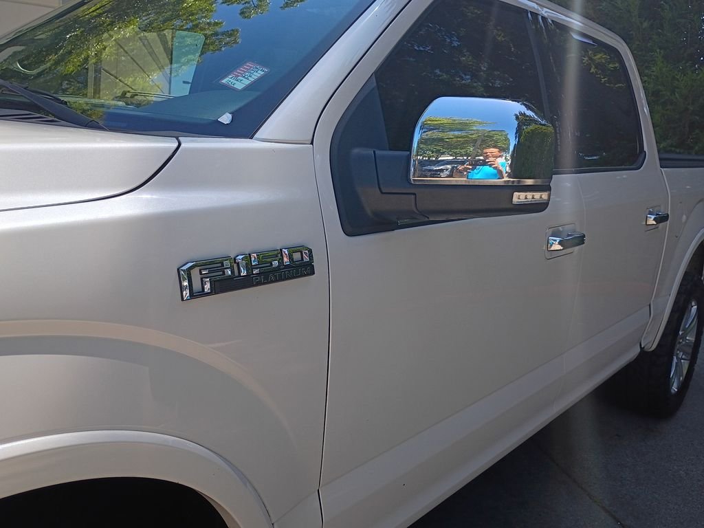 Used 2018 White Platinum Clearcoat Metallic Ford Platinum image 10
