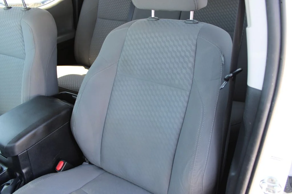 Used 2022 White Toyota SR5 image 16