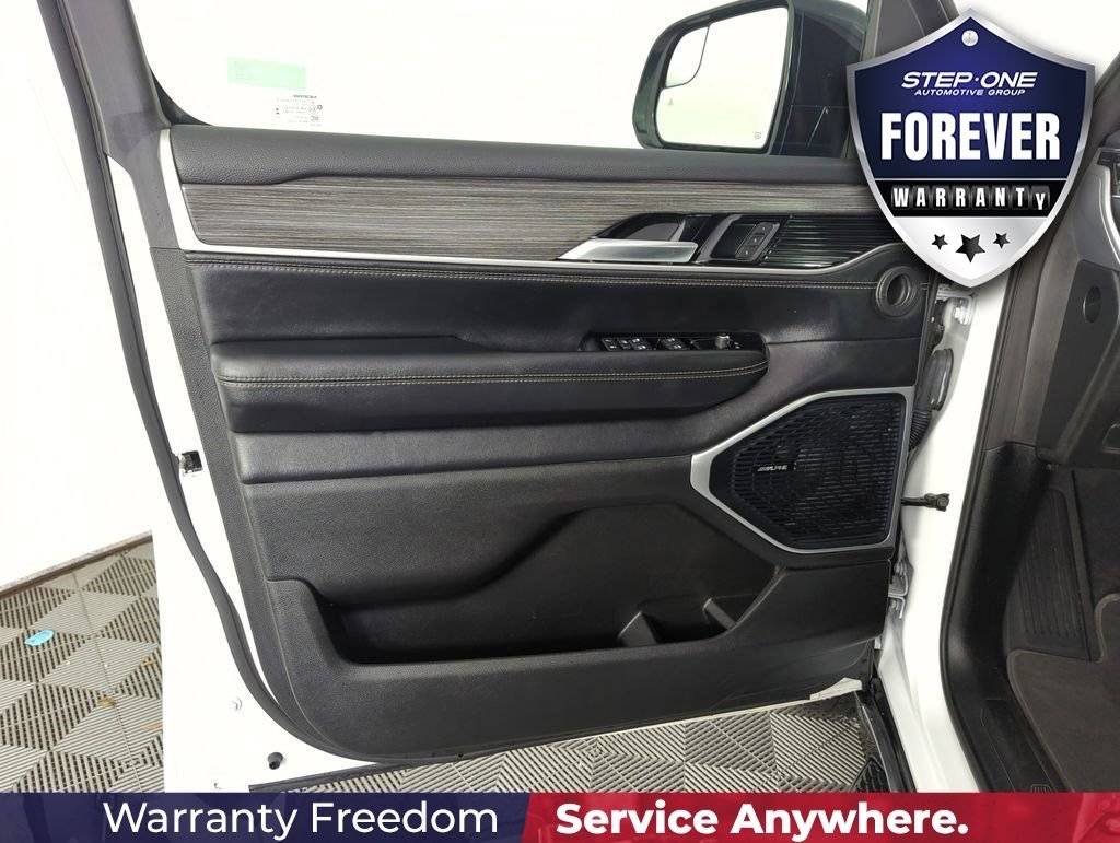 Used 2024 White Jeep Series II image 18