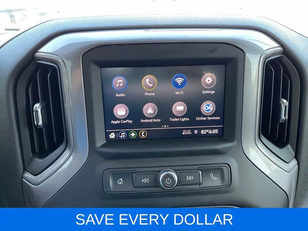Used 2022 Black Chevrolet Custom image 8