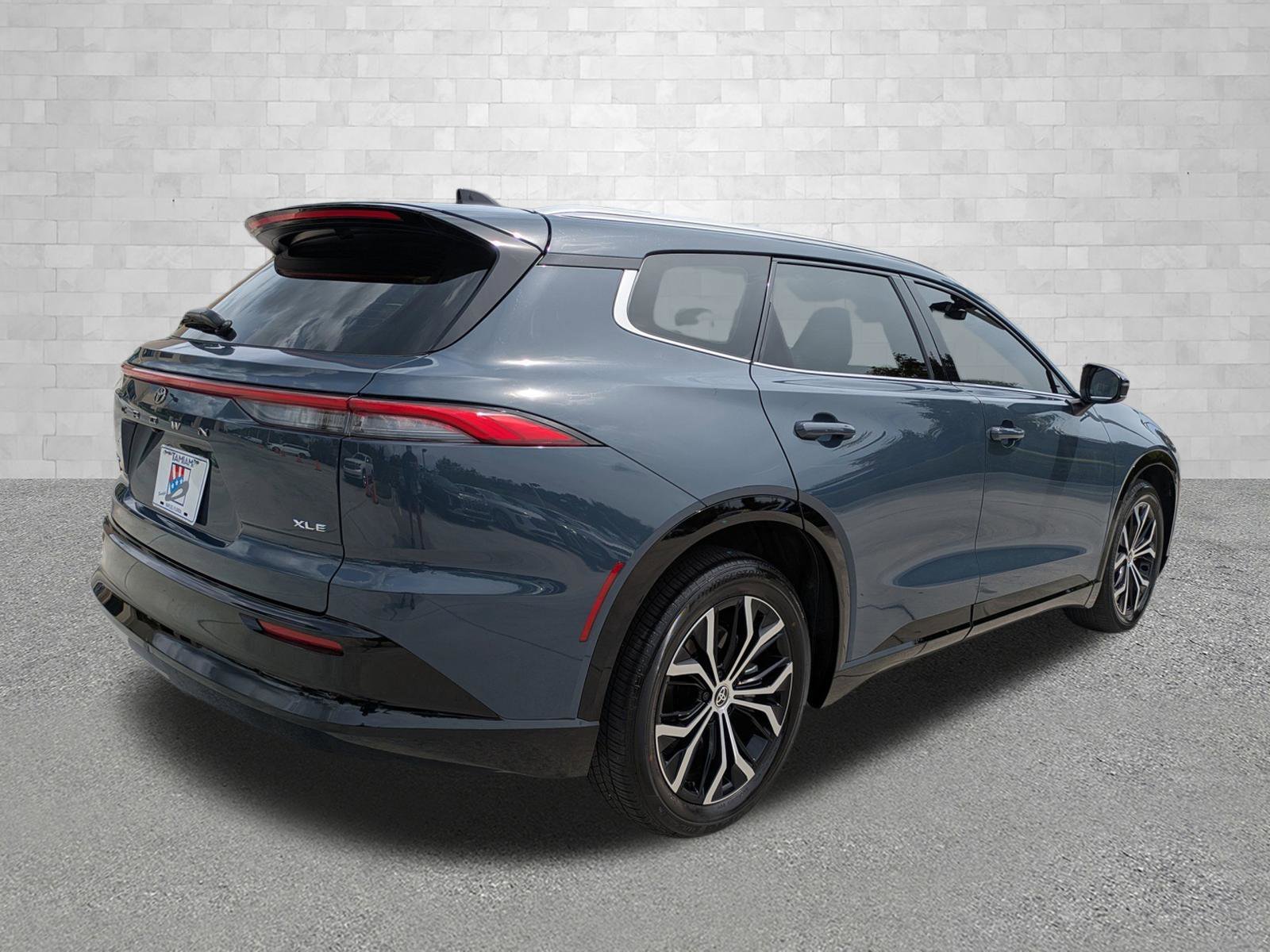 Used 2025 STORM CLOUD Toyota XLE image 2