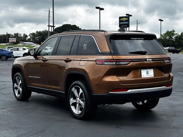 New 2026 Copper Shino Metallic Clearcoat Jeep Limited image 5