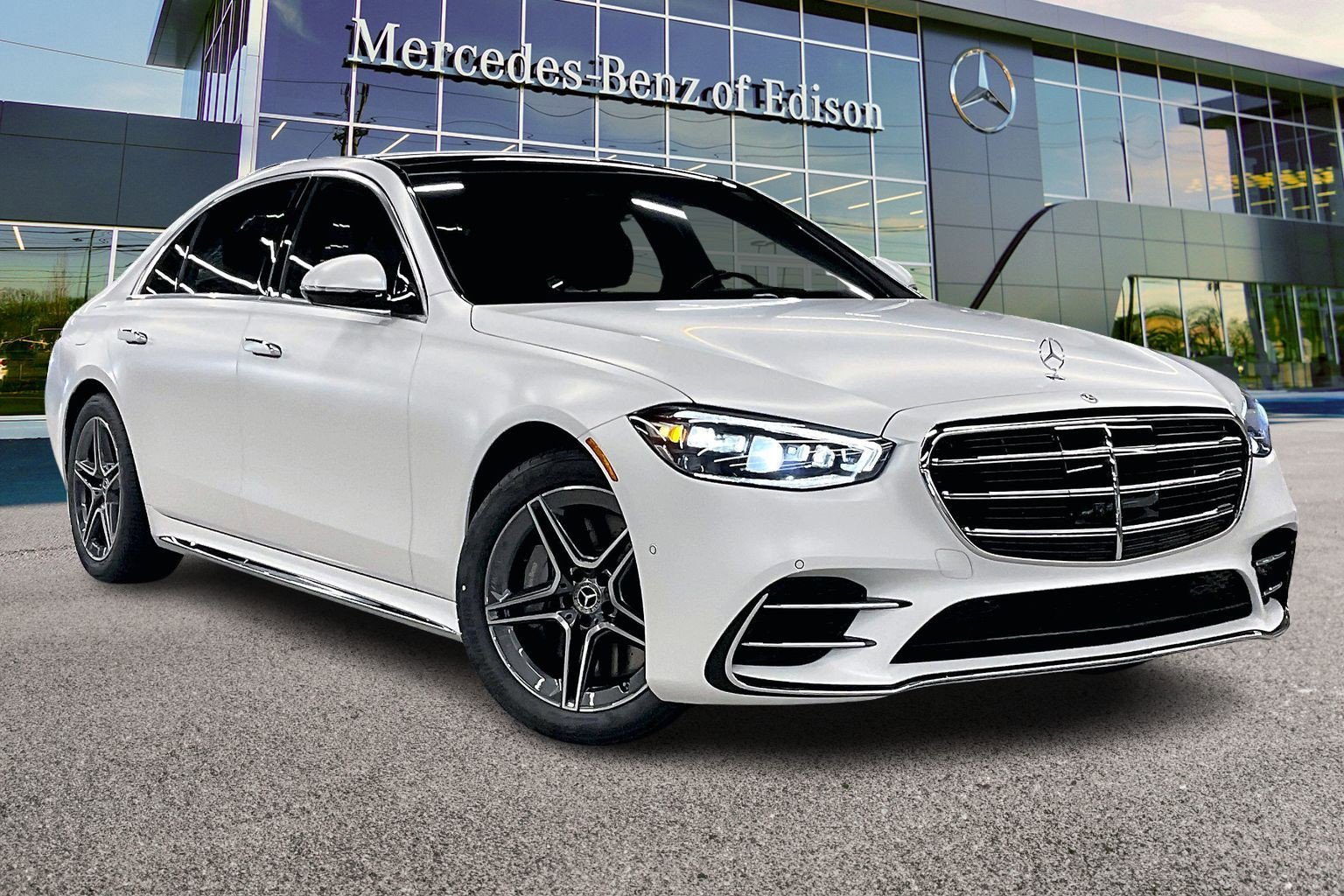New 2026 MANUFAKTUR Moonlight White Magno Mercedes-Benz S 580 image 14