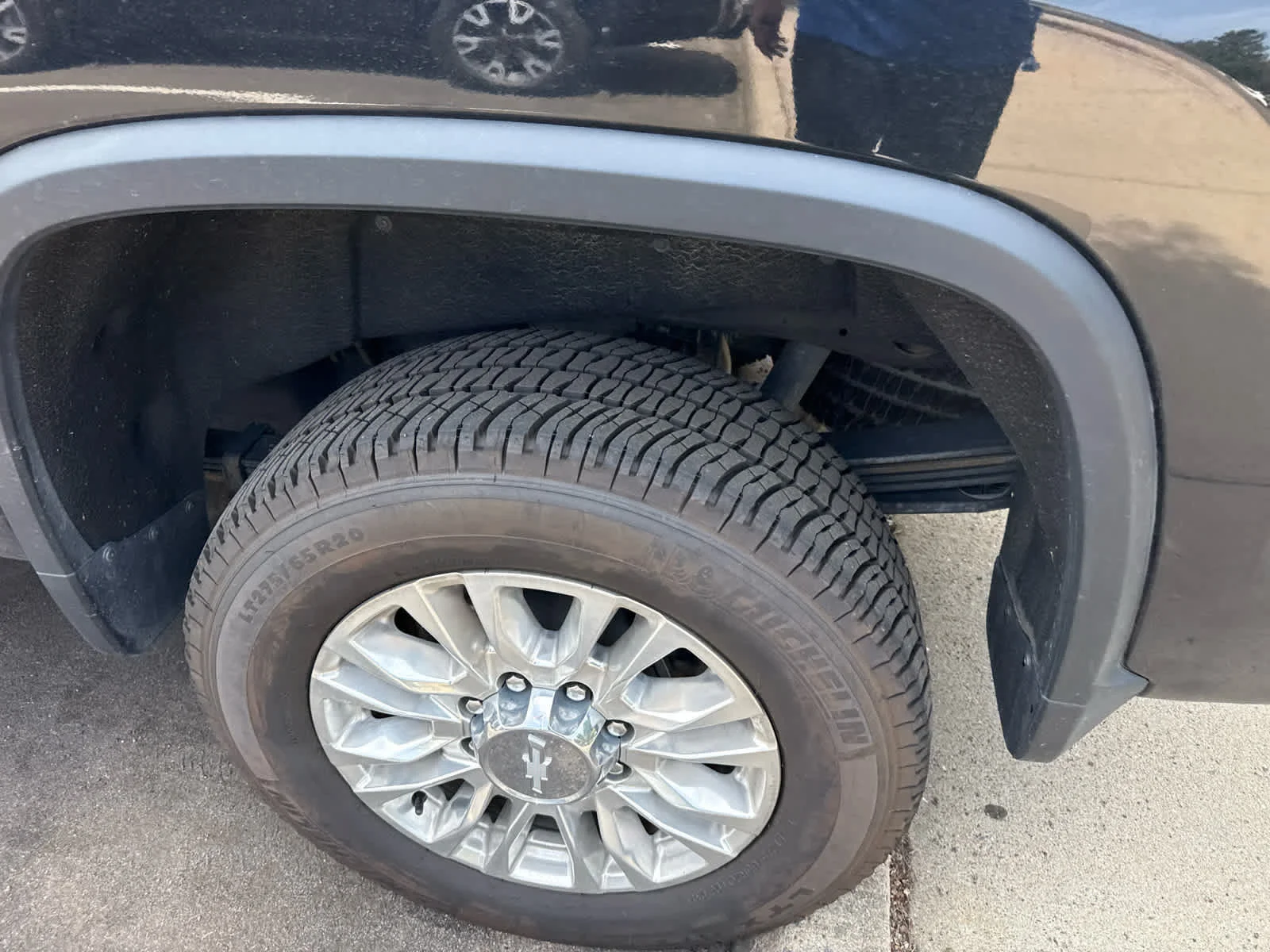 Used 2020 Black Chevrolet High Country image 7