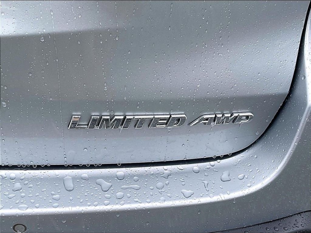 Used 2018 Silver Toyota Limited image 29