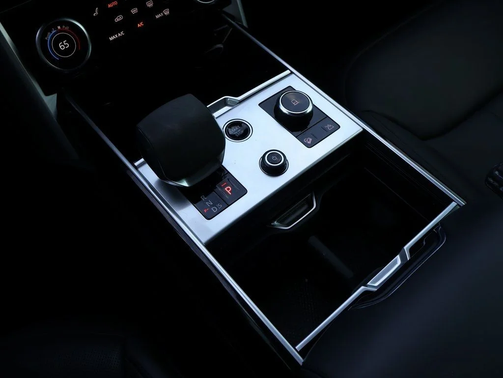 2023 Land Rover Range Rover SE - Photo 26