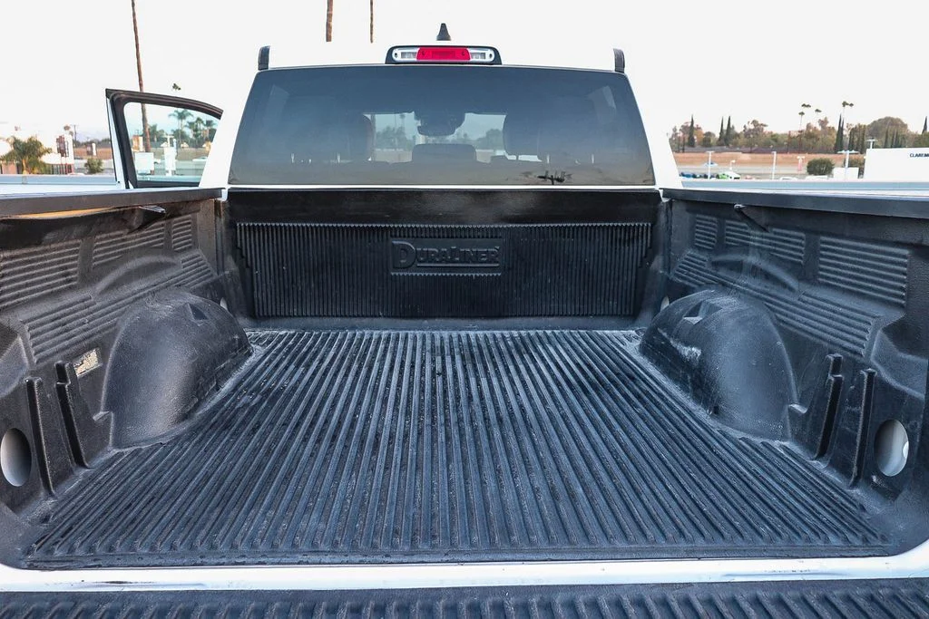 Used 2024 White Ram Laramie image 28