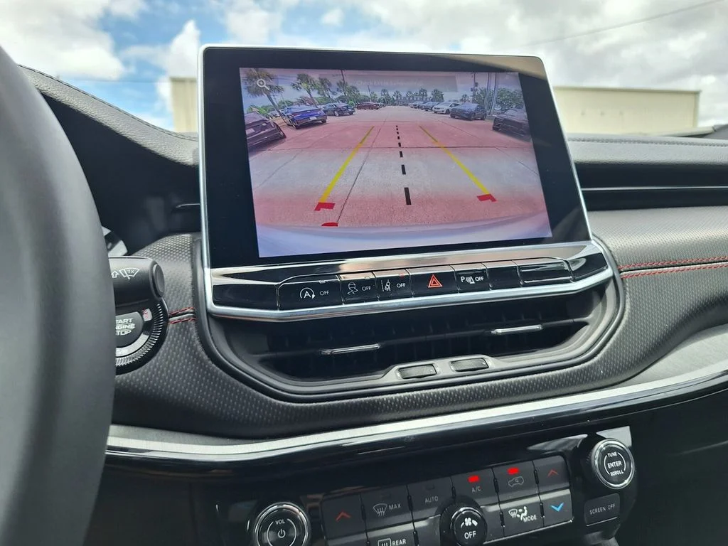 Used 2024 Silver Jeep Trailhawk image 24