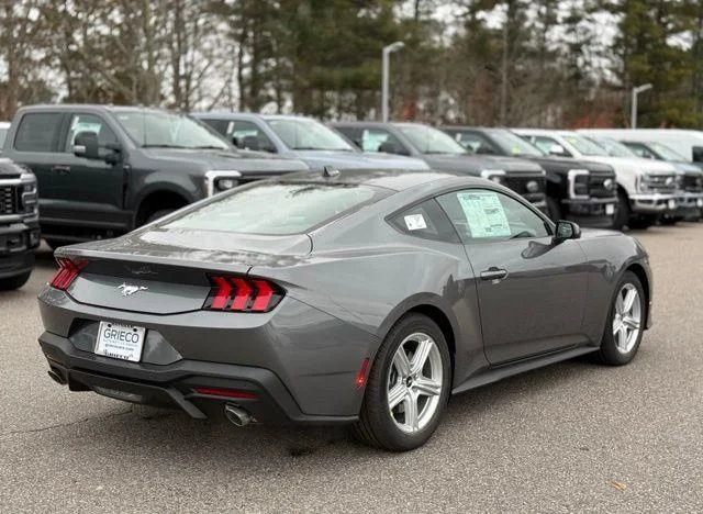 2026 Ford Mustang EcoBoost Fastback - Photo 4