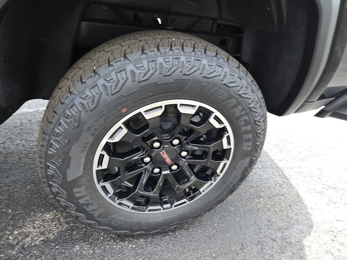 2026 GMC Canyon AT4 - Photo 41