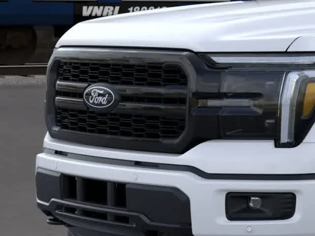 New 2026 Star White Metallic Tri-Coat Ford LARIAT image 17