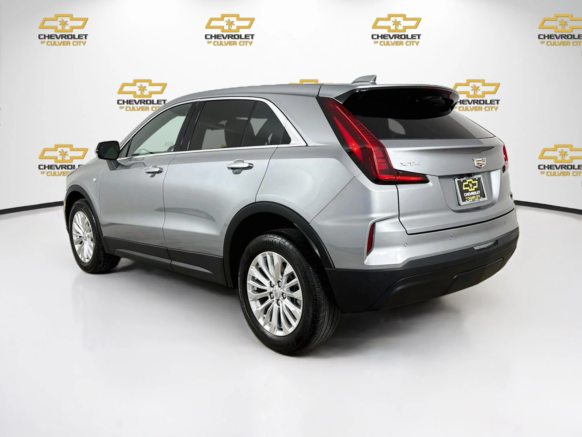 Used 2024 Argent Silver Metallic Cadillac Luxury image 6
