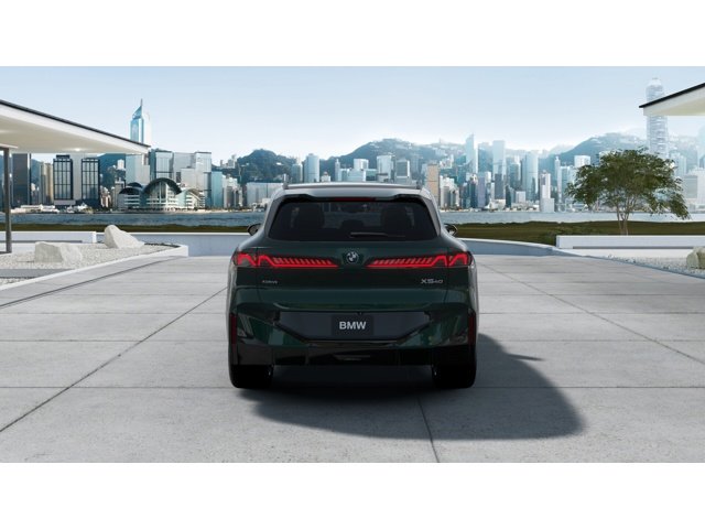 New 2027 Vancouver Green Metallic BMW  image 5