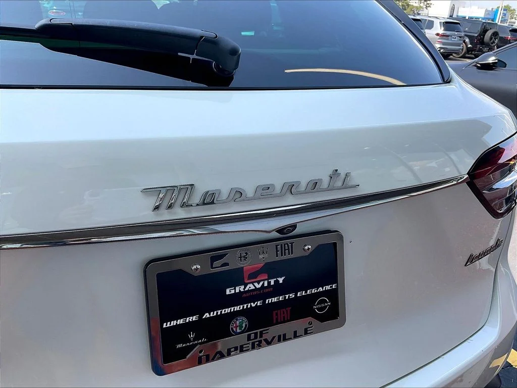 Used 2022 Bianco Maserati Modena image 24