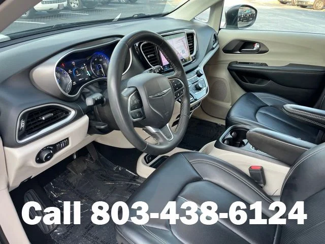 Used 2023 Gray Chrysler Touring L image 5