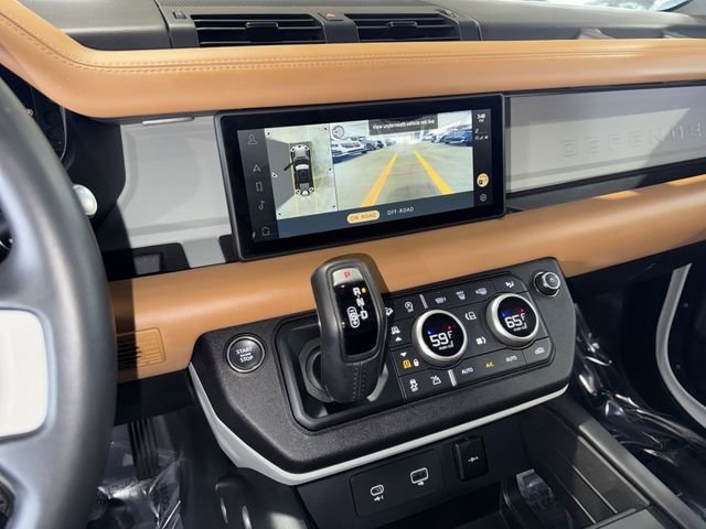 2024 Land Rover Defender SE - Photo 27