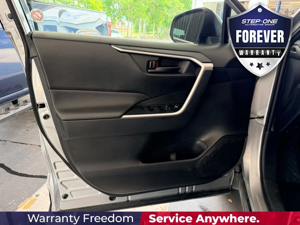 Used 2025 Silver Toyota LE image 9