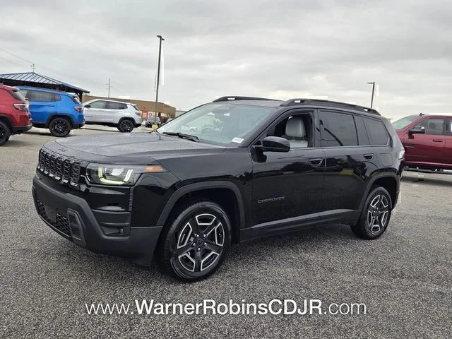 New 2026 Diamond Black Crystal Pearl-Coat Exterior Paint Jeep Limited image 3