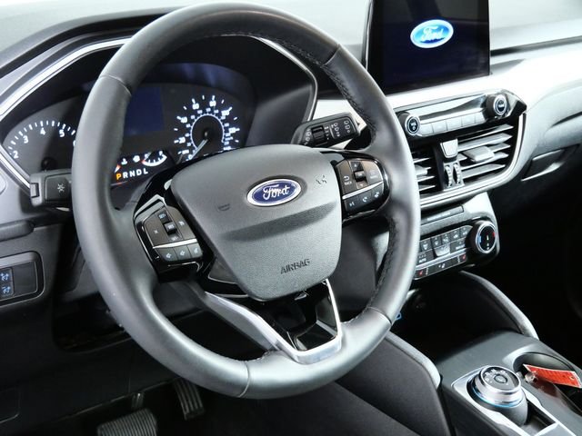 Certified Used 2022 White Ford SE image 18
