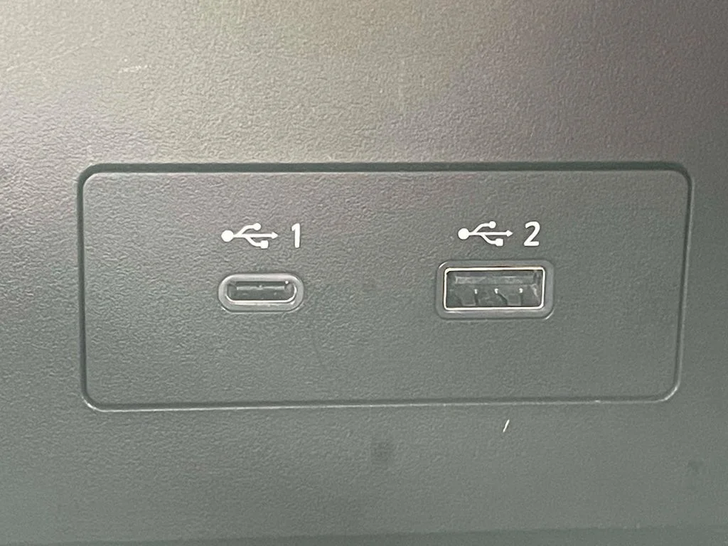 Used 2024 Gray Nissan Platinum image 23