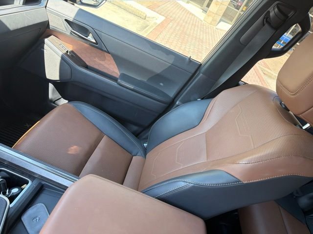 Used 2024 Gray Lexus 550 Luxury+ image 11