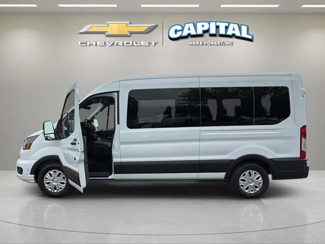 Used 2025 White Ford XL image 9