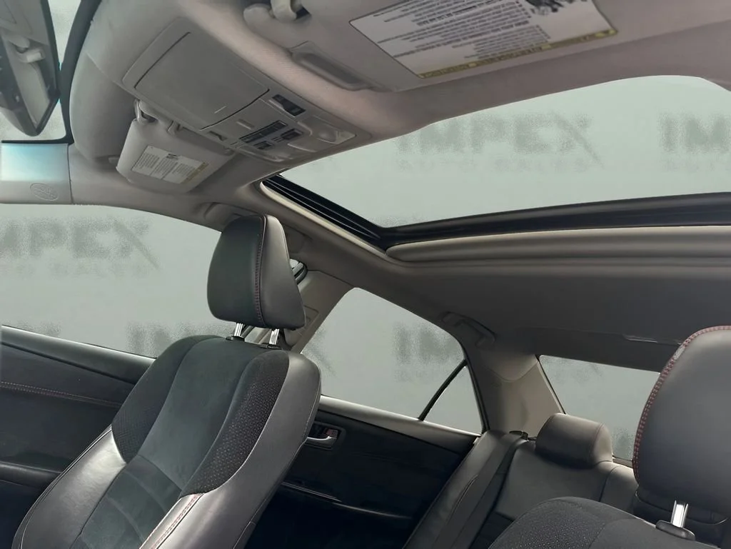 Used 2016  Toyota XSE image 10