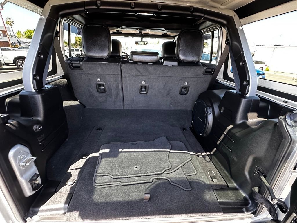 Used 2023 Silver Jeep Sahara 4xe image 6