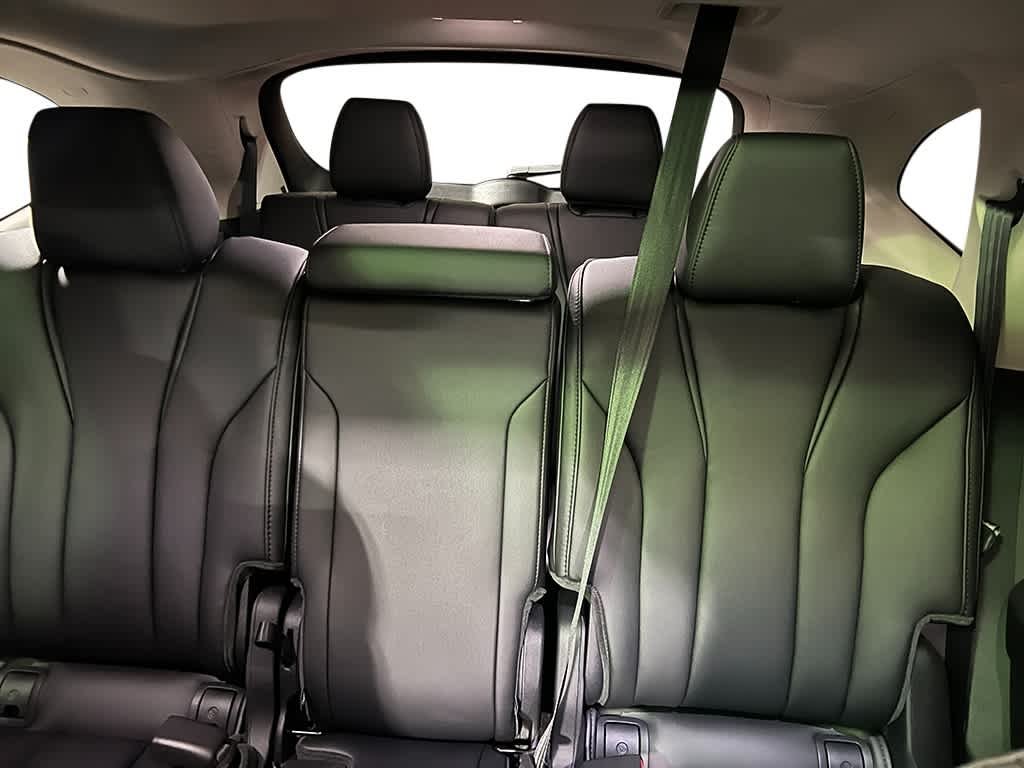 New 2026 Solar Silver Metallic Acura  image 40